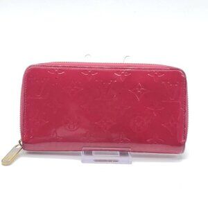Authentic Louis Vuitton Vernis Enamel Leather Zippy Wallet 167-063021